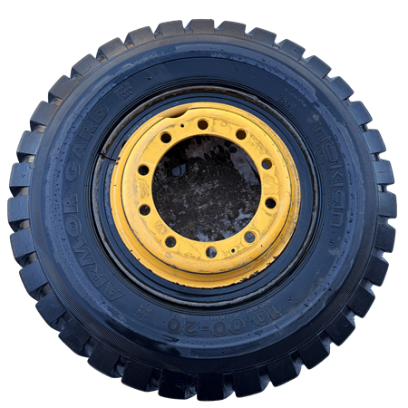 Däck på fälg 10,00-20